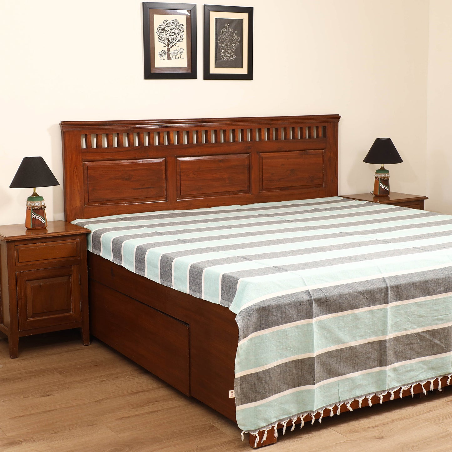 Handloom Cotton Double Bedsheet (108 x 90 in) 04