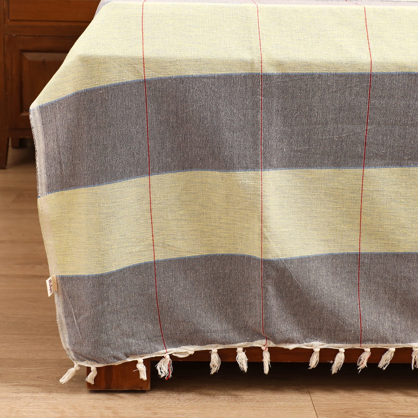 Handloom Cotton Double Bedsheet (108 x 90 in) 10