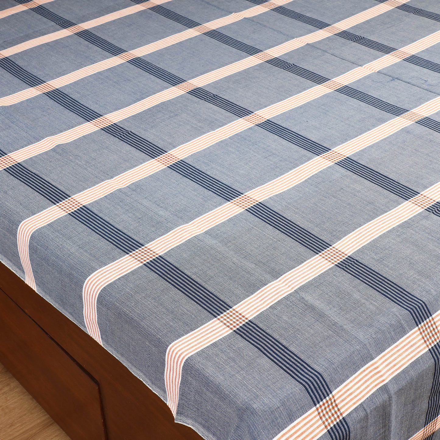 Handloom Cotton Double Bedsheet (108 x 90 in) 17