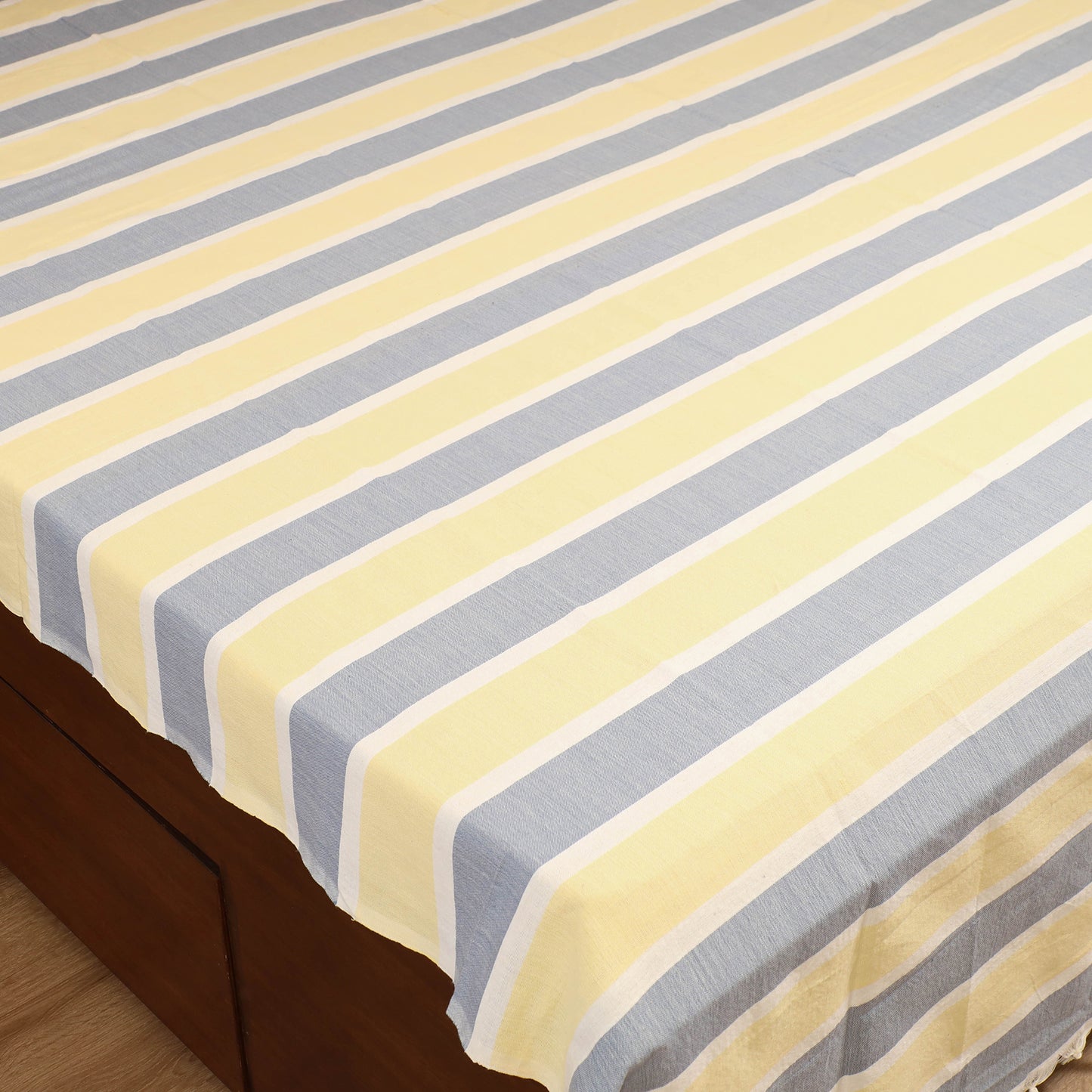 Handloom Cotton Double Bedsheet (108 x 90 in) 30