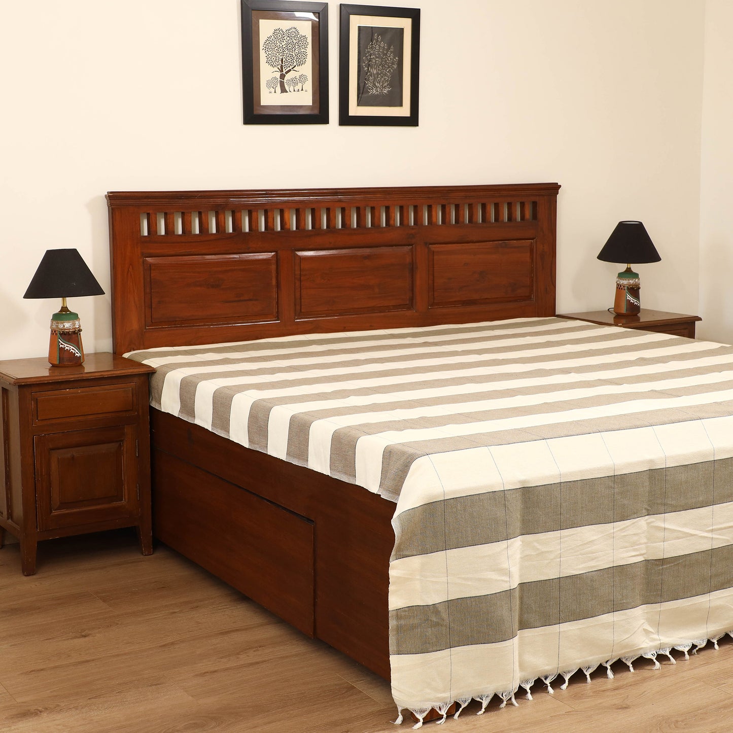 Handloom Cotton Double Bedsheet (108 x 90 in) 34