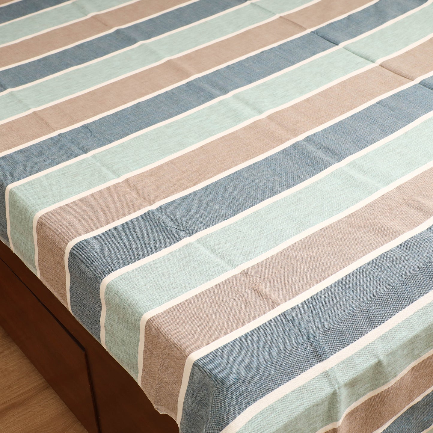 Handloom Cotton Double Bedsheet (108 x 90 in) 56