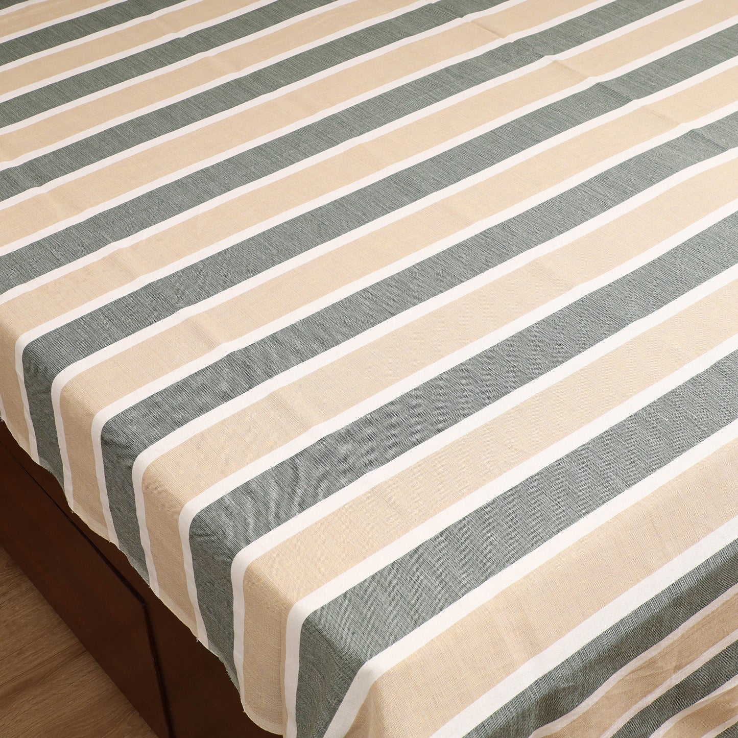 Handloom Cotton Double Bedsheet (108 x 90 in) 63