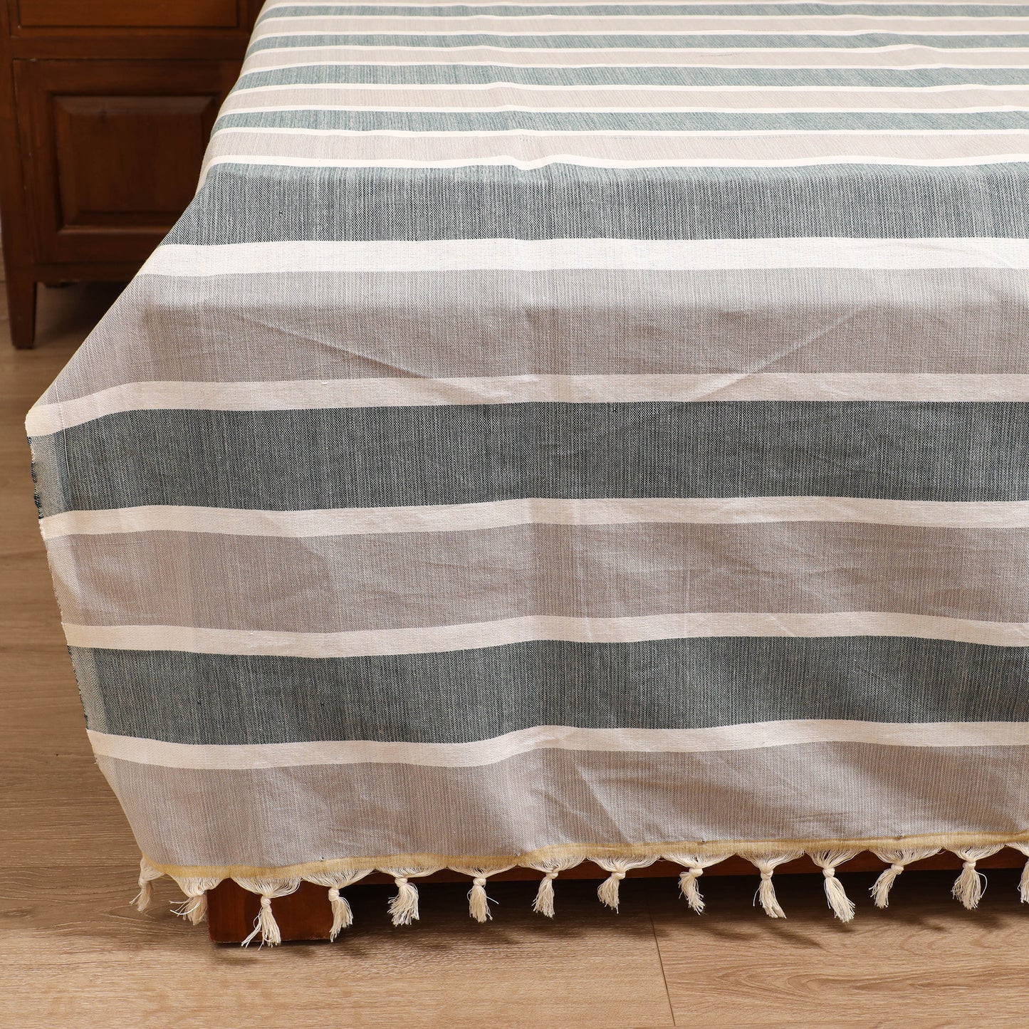 Handloom Cotton Double Bedsheet (108 x 90 in) 110