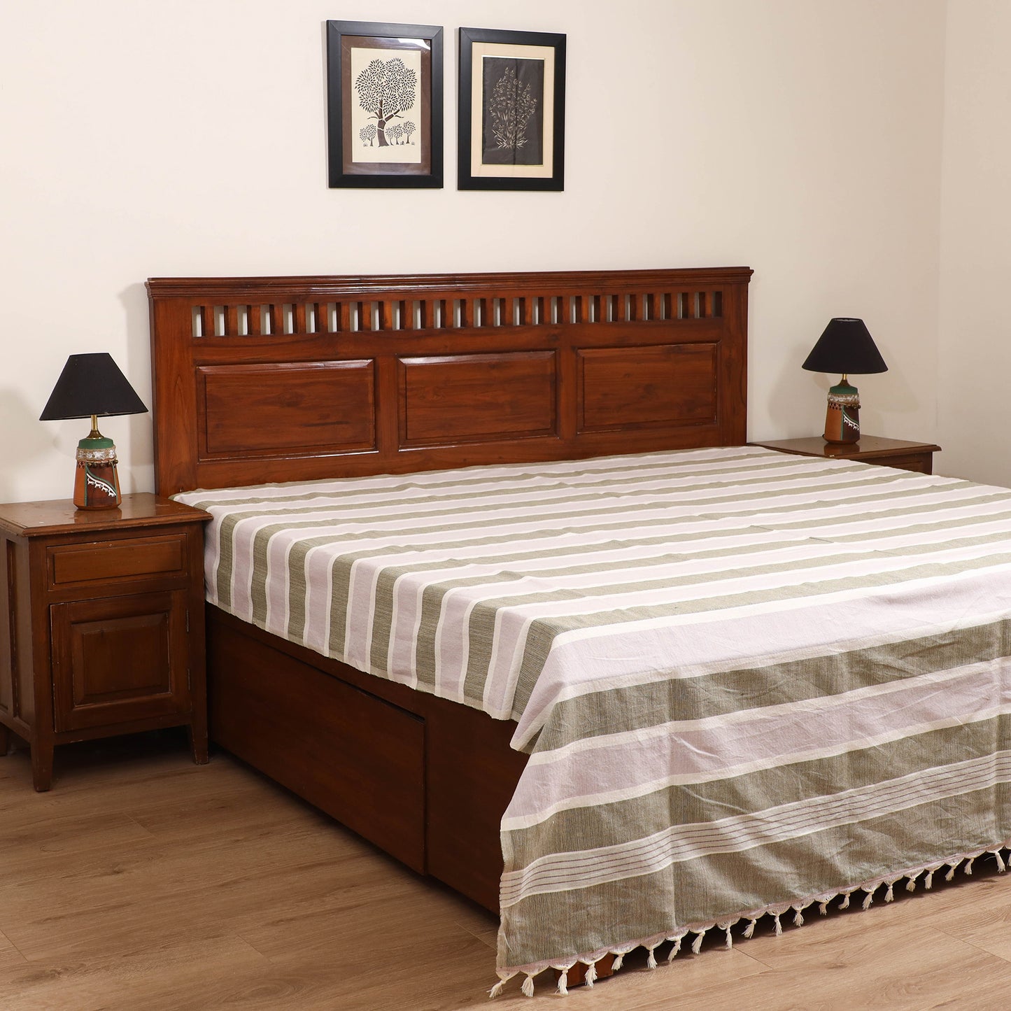 Handloom Cotton Double Bedsheet (108 x 90 in) 147