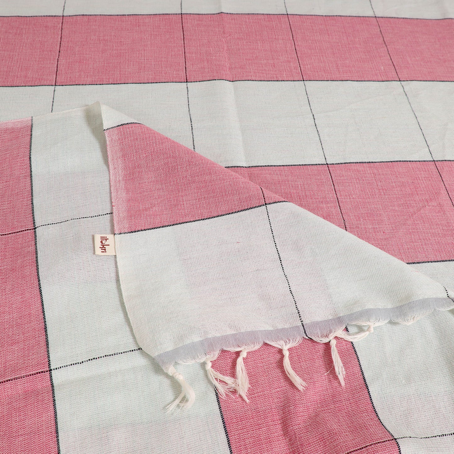Handloom Cotton Single Bedsheet (90 x 60 in) 182