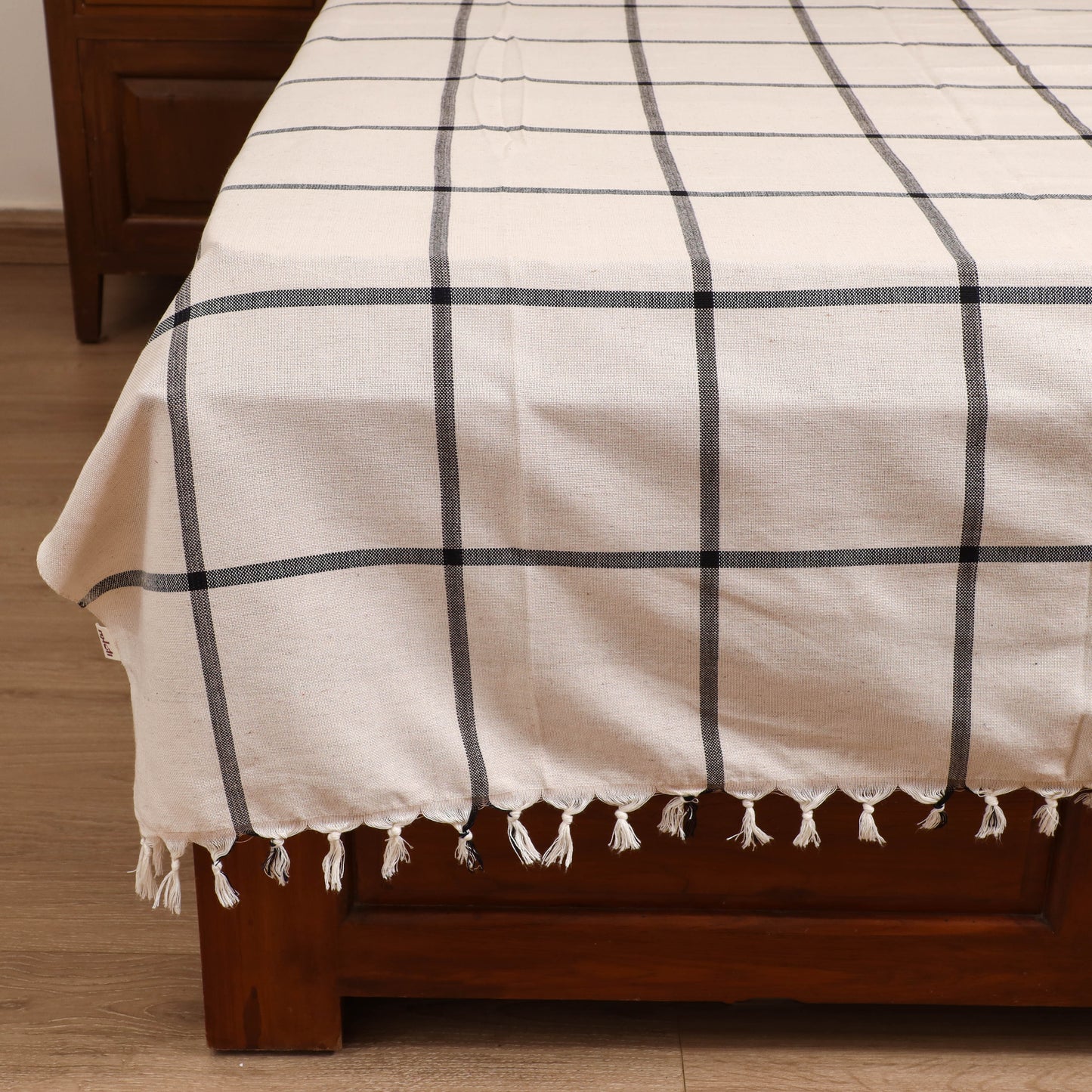 Handloom Cotton Single Bedsheet (90 x 60 in) 183