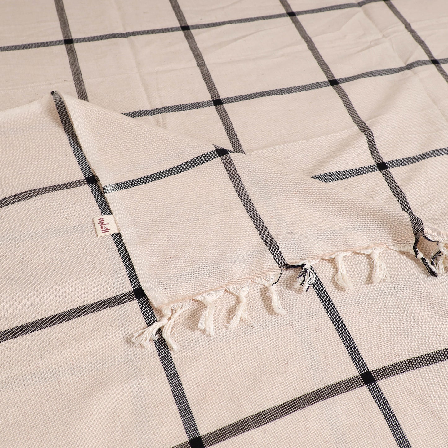 Handloom Cotton Single Bedsheet (90 x 60 in) 183
