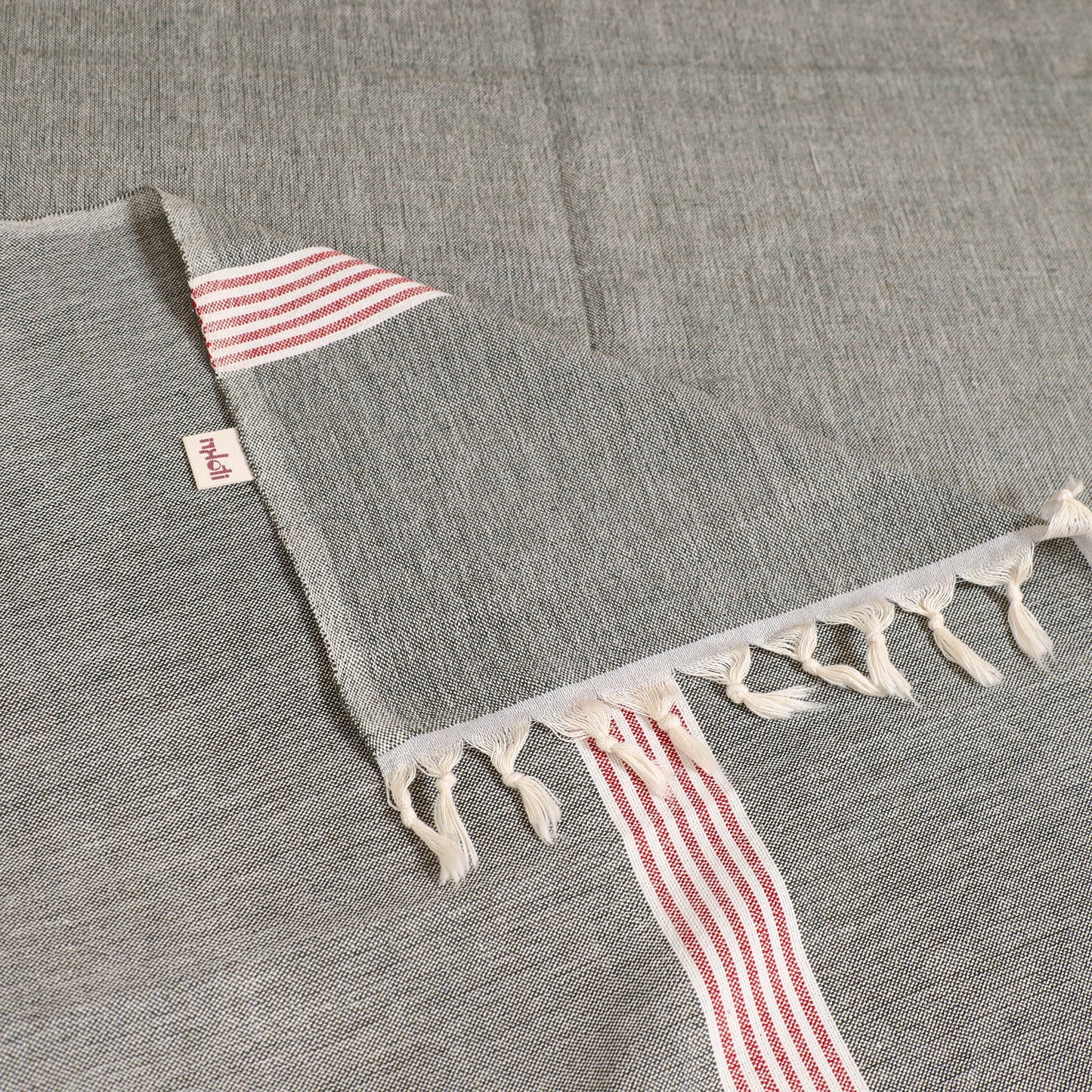 Handloom Cotton Single Bedsheet (90 x 60 in) 184