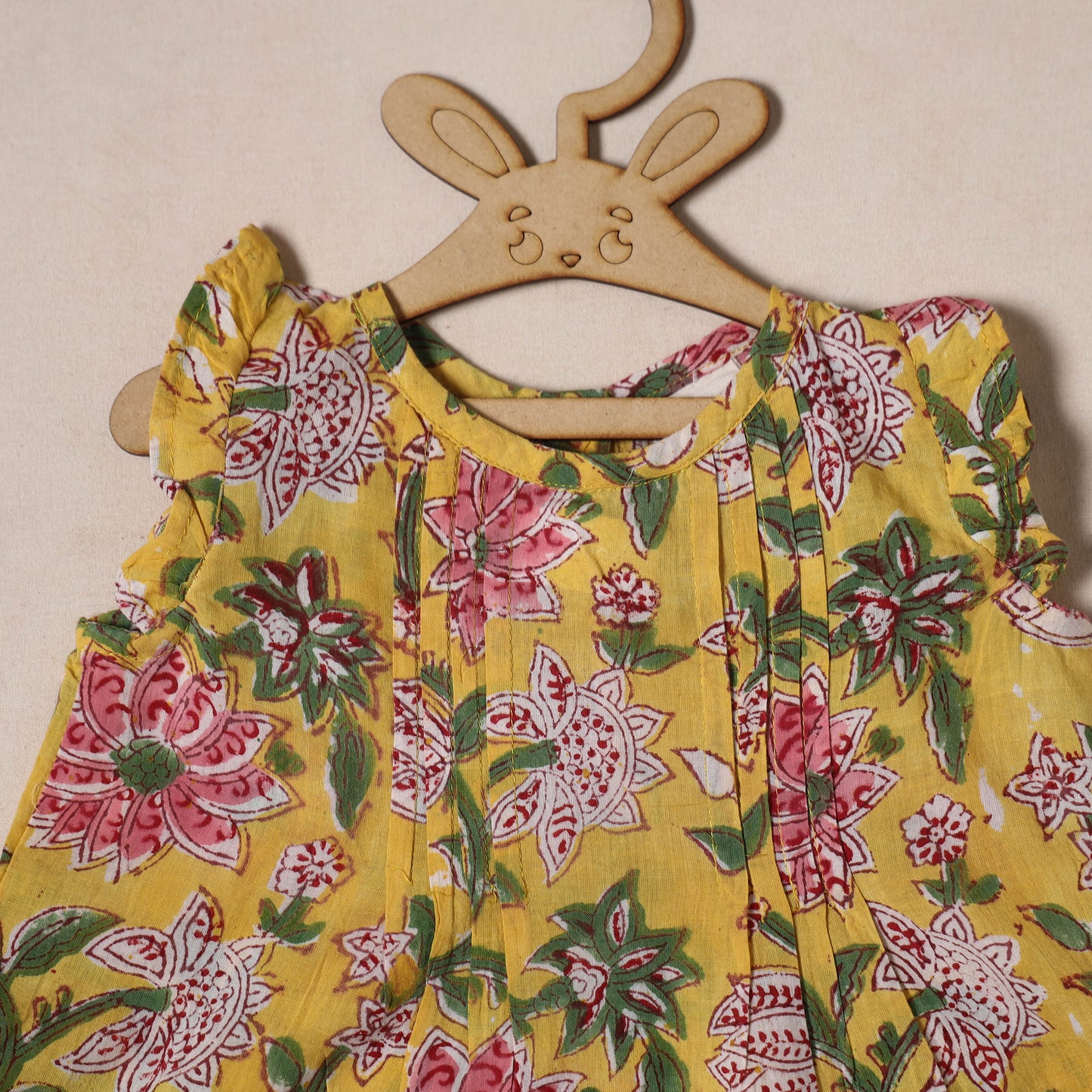 Pure Cotton Baby Girls Floral Print Top & Shorts (6-12 Months) 04