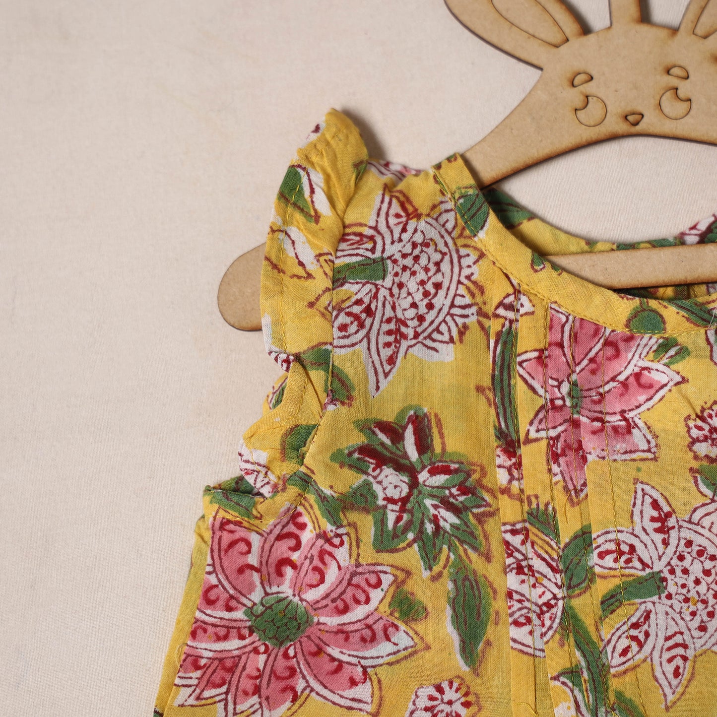 Pure Cotton Baby Girls Floral Print Top & Shorts (6-12 Months) 04