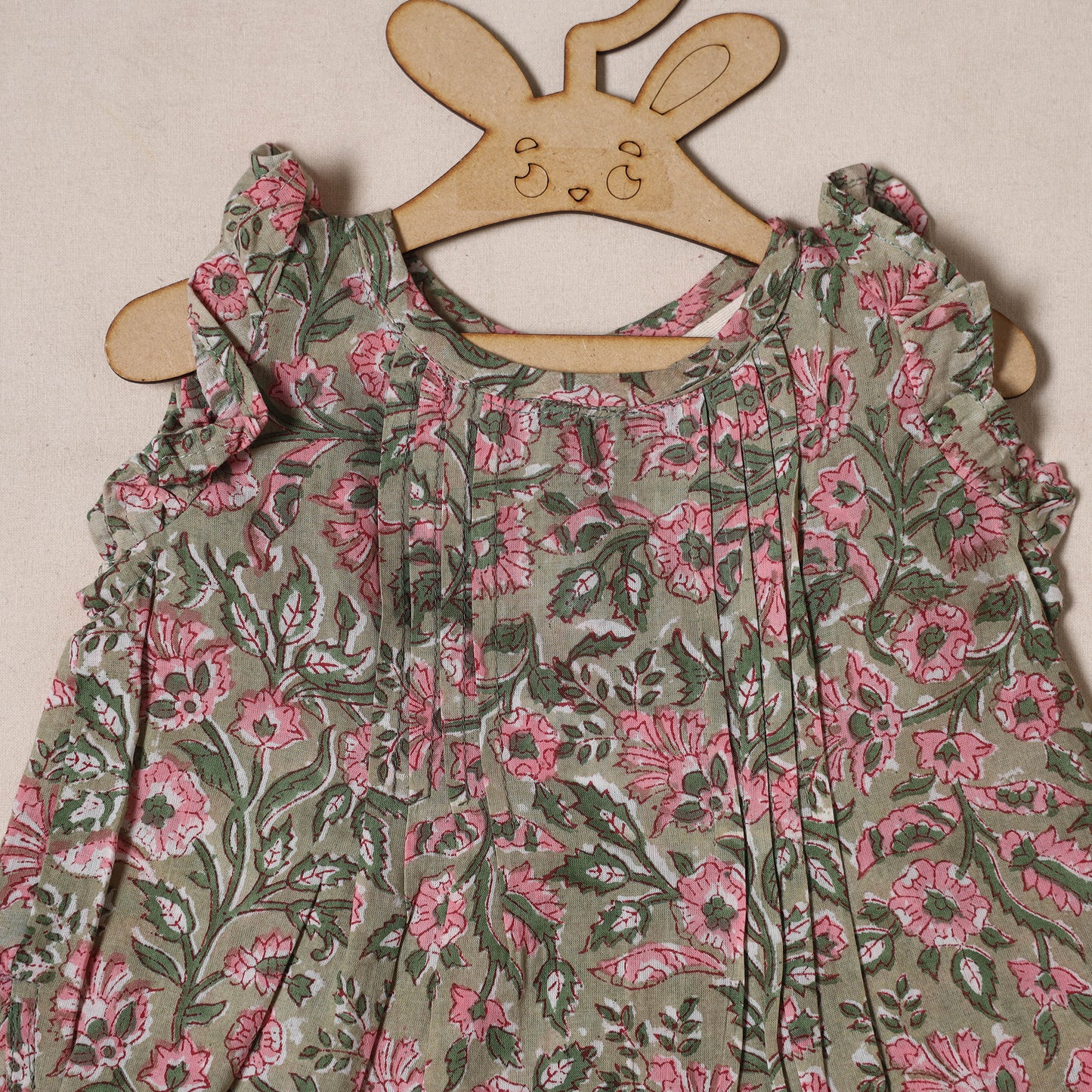 Pure Cotton Baby Girls Floral Print Top & Shorts (6-12 Months) 07