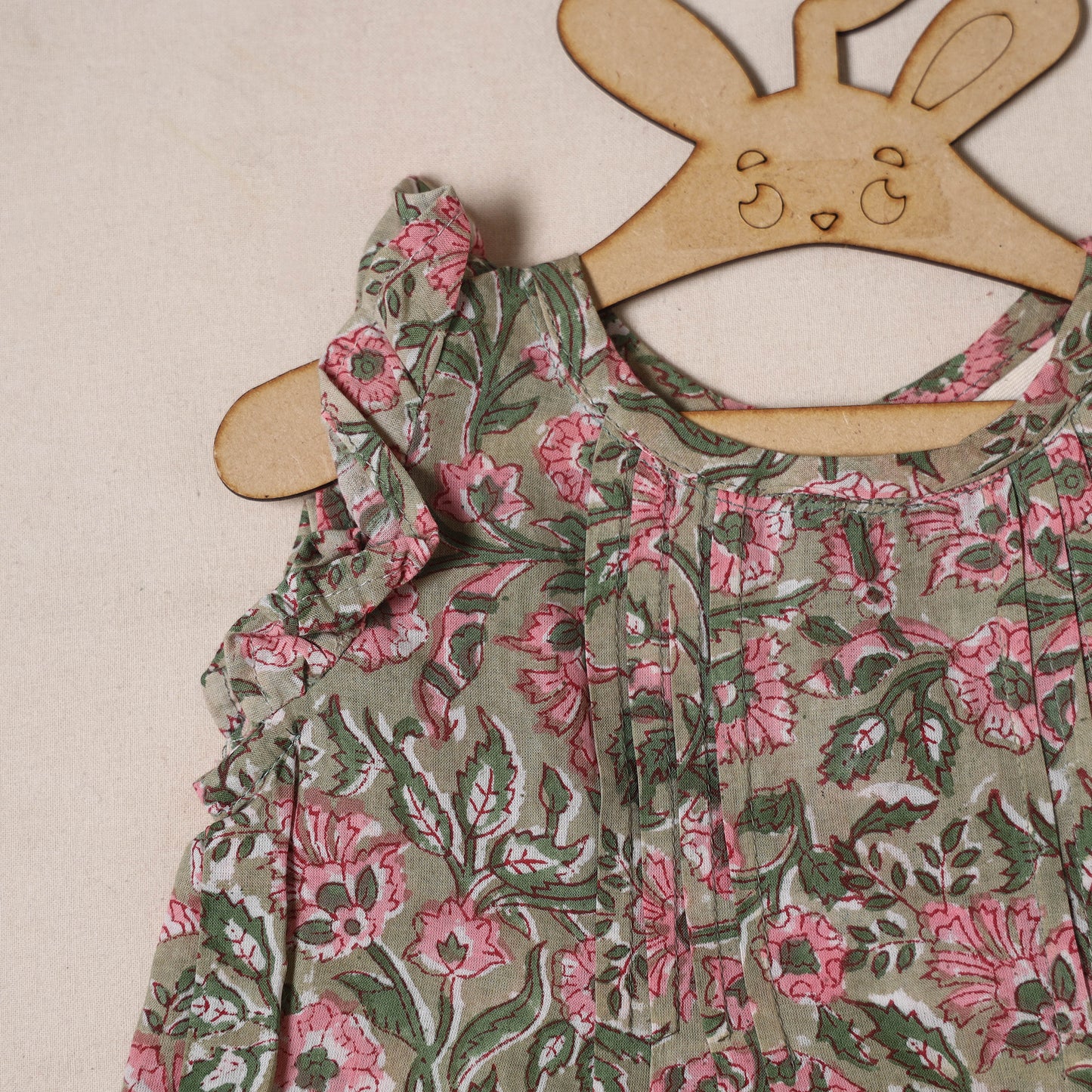 Pure Cotton Baby Girls Floral Print Top & Shorts (6-12 Months) 07