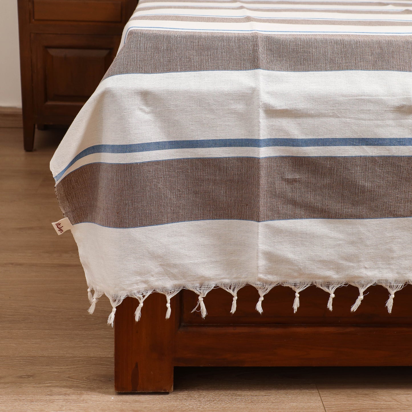 Handloom Cotton Single Bedsheet (90 x 60 in) 186