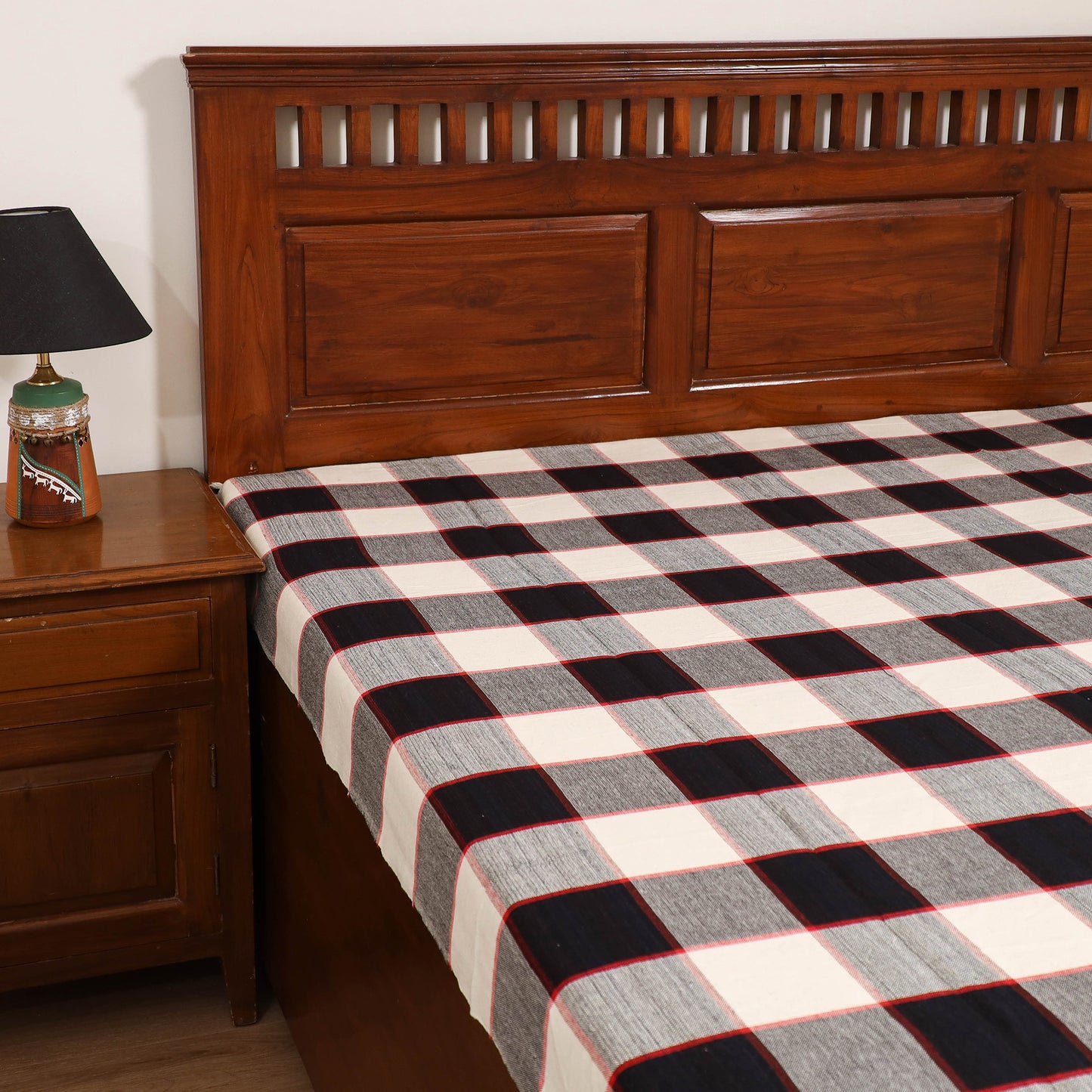 Handloom Cotton Single Bedsheet (90 x 60 in) 187