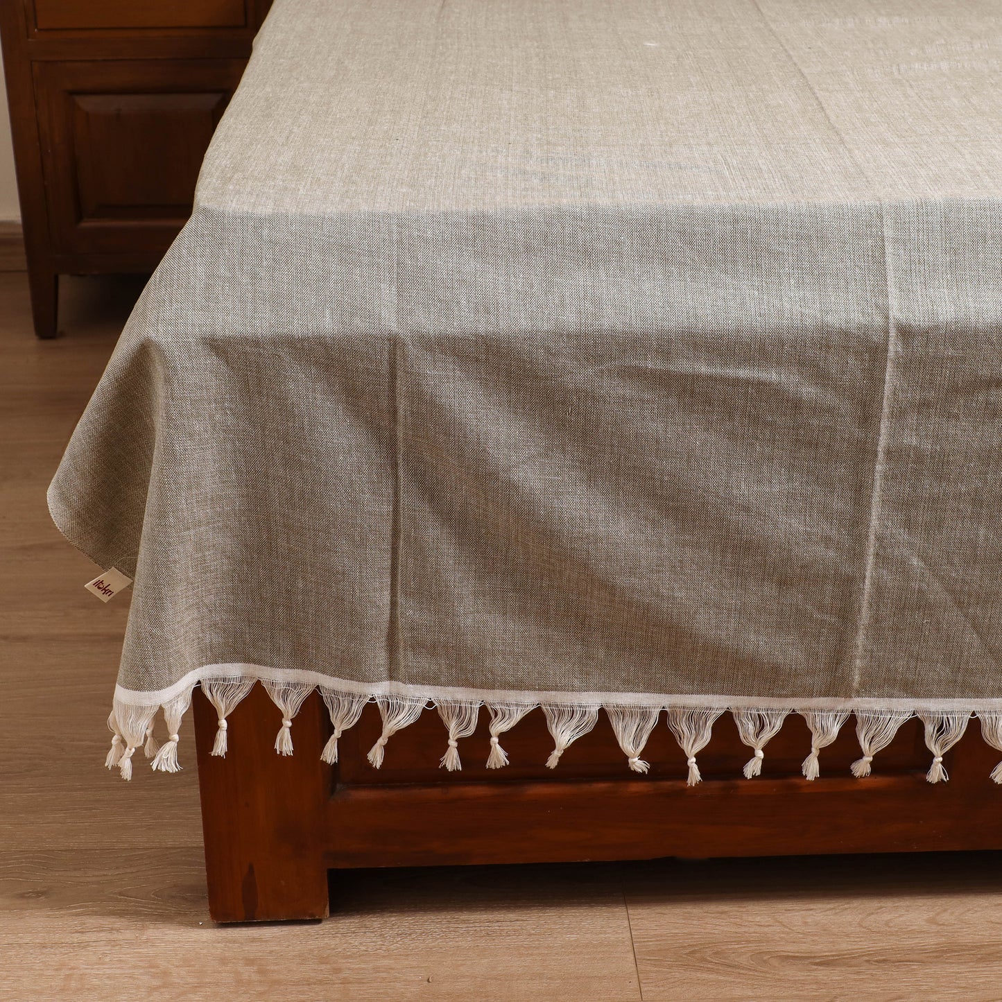 Handloom Cotton Single Bedsheet (90 x 60 in) 221