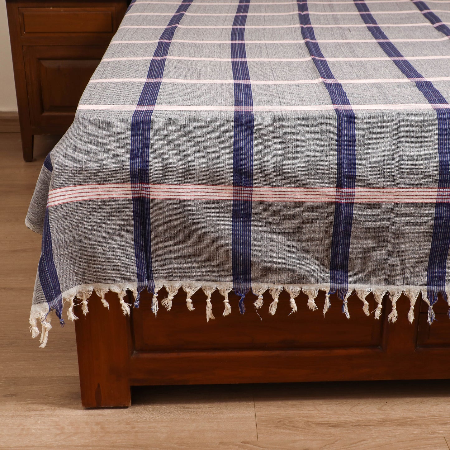 Handloom Cotton Single Bedsheet (90 x 60 in) 232