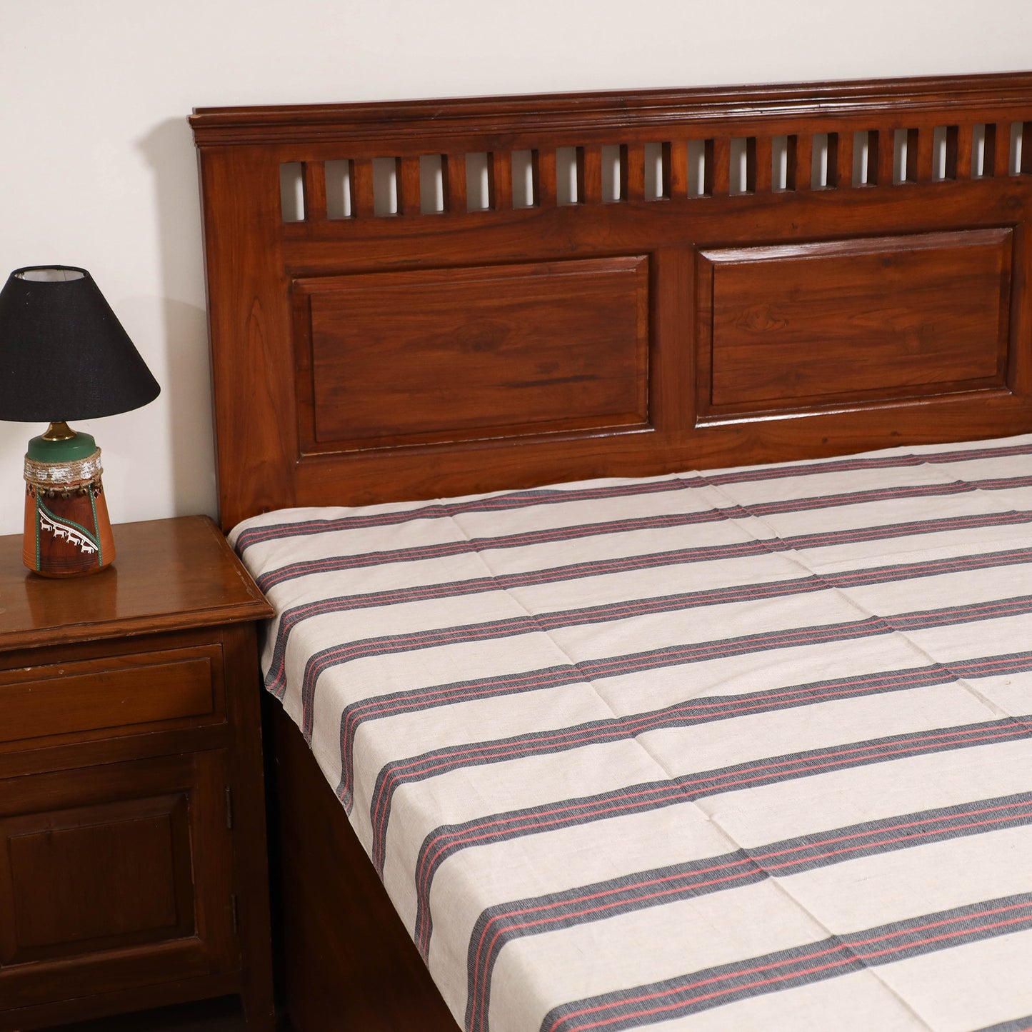 Handloom Cotton Single Bedsheet (90 x 60 in) 244