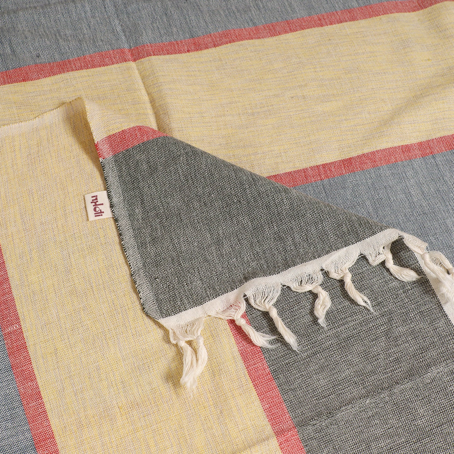 Handloom Cotton Single Bedsheet (90 x 60 in) 253