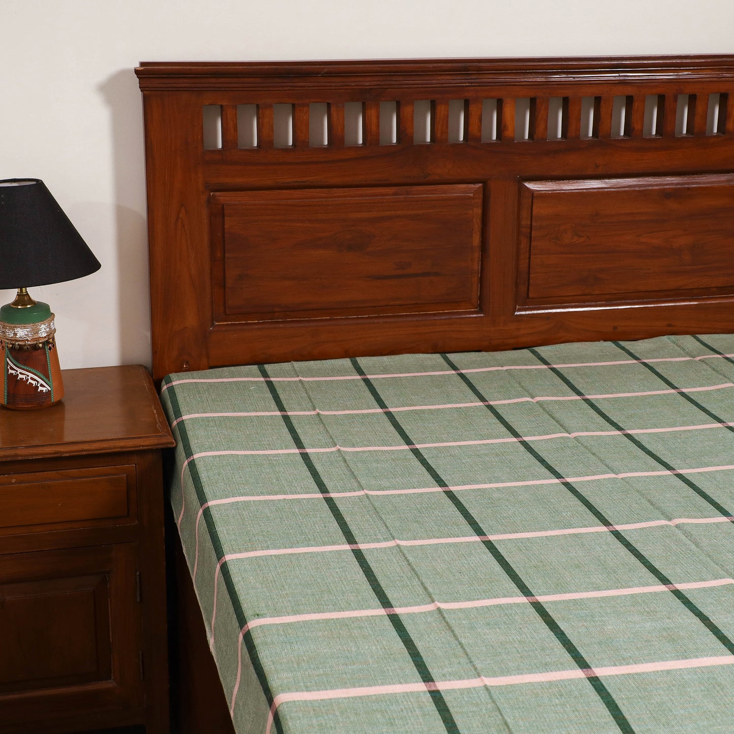 Handloom Cotton Single Bedsheet (90 x 60 in) 257