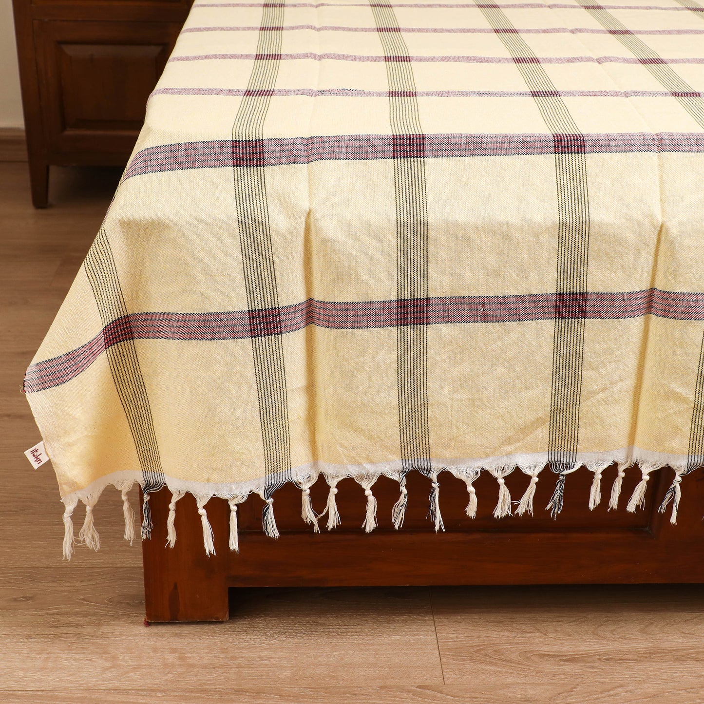 Handloom Cotton Single Bedsheet (90 x 60 in) 302
