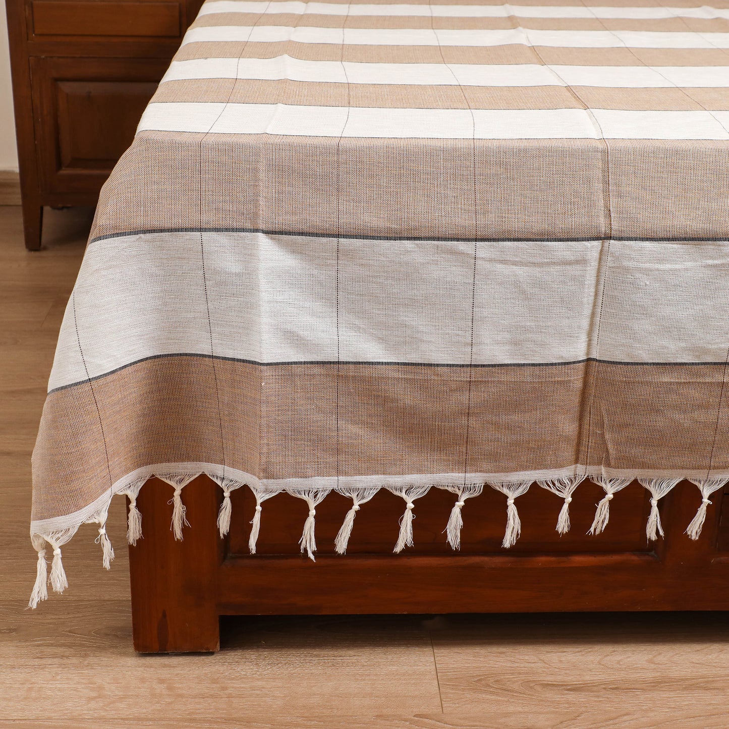Handloom Cotton Single Bedsheet (90 x 60 in) 319