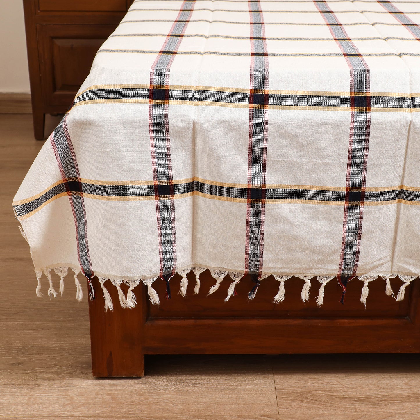 Handloom Cotton Single Bedsheet (90 x 60 in) 321