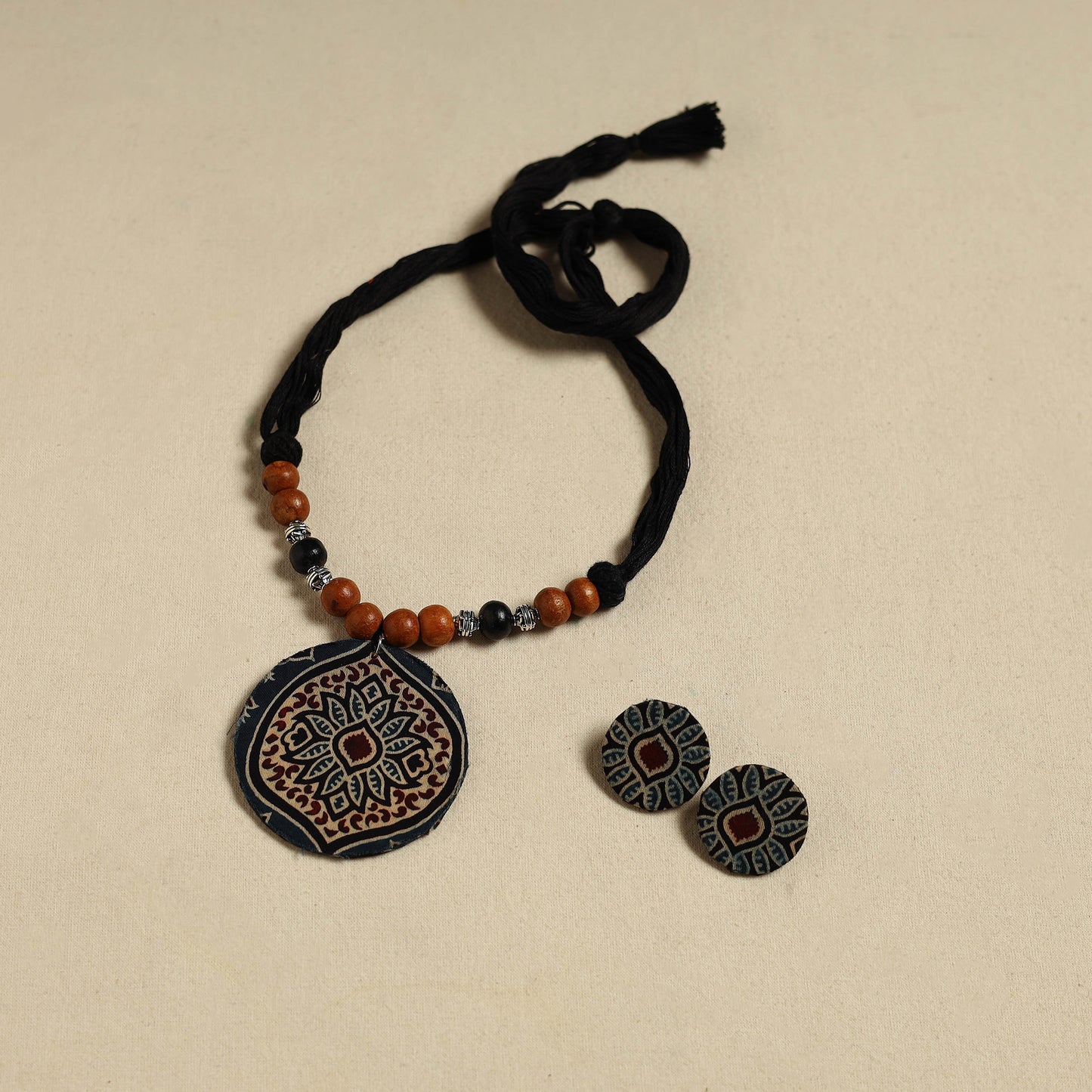 Handcrafted Wooden Beads Fabart Necklace Set 41