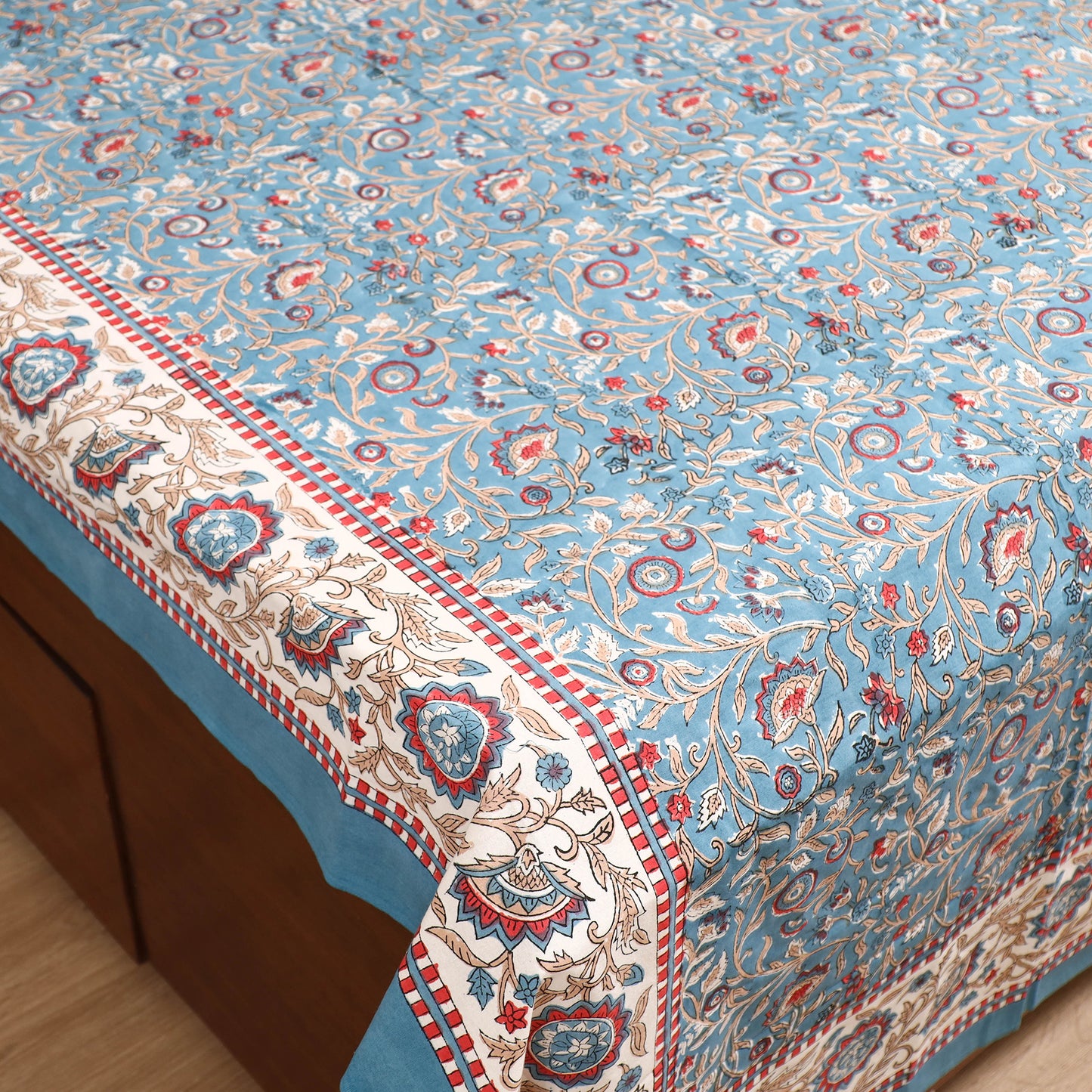 Sanganeri Hand Block Print Cotton Double Bedsheet Set (108 x 90 in) 01