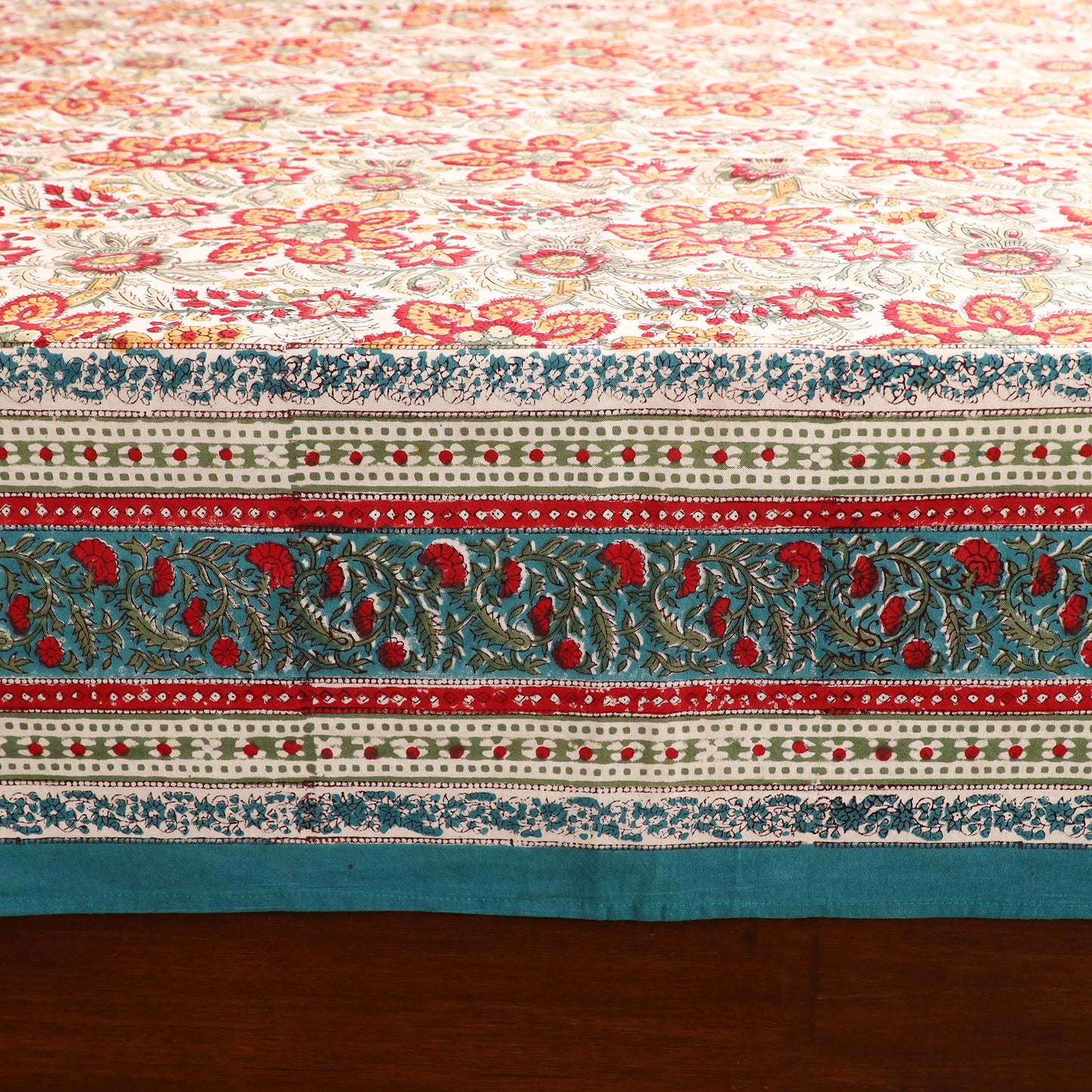 Sanganeri Hand Block Print Cotton Double Bedsheet Set (108 x 90 in) 25