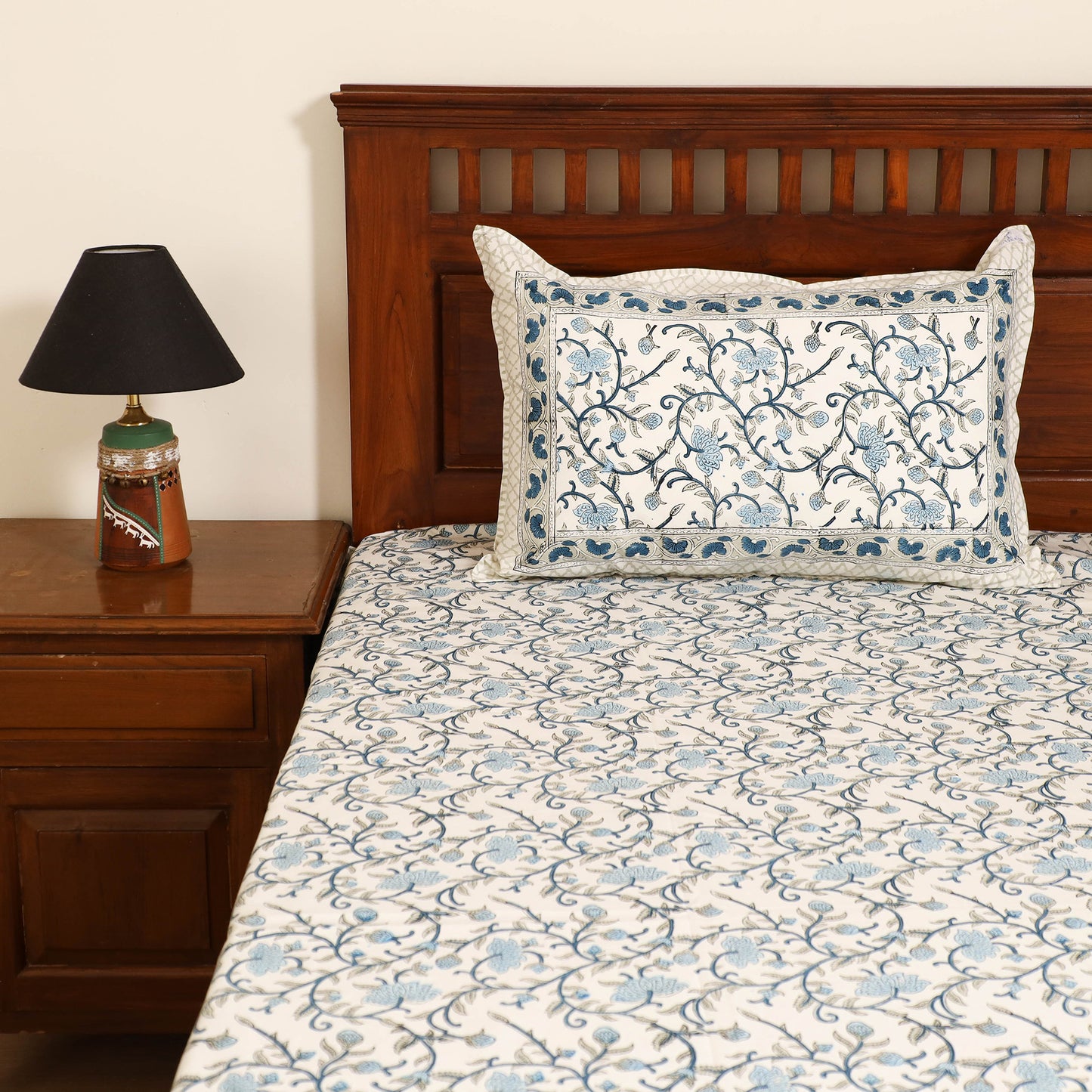 Sanganeri Hand Block Print Cotton Double Bedsheet Set (108 x 90 in) 28