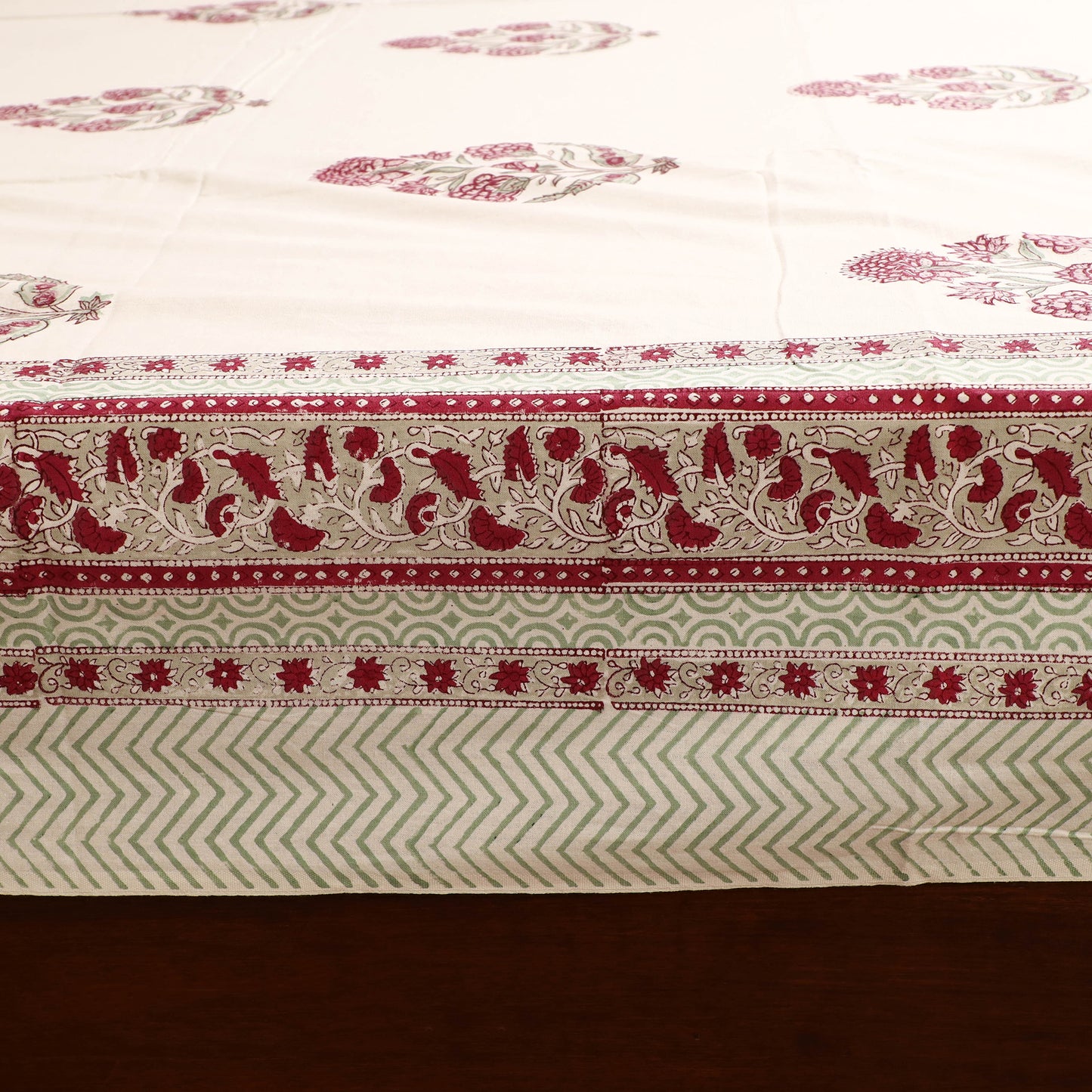 Sanganeri Hand Block Print Cotton Double Bedsheet Set (108 x 90 in) 32