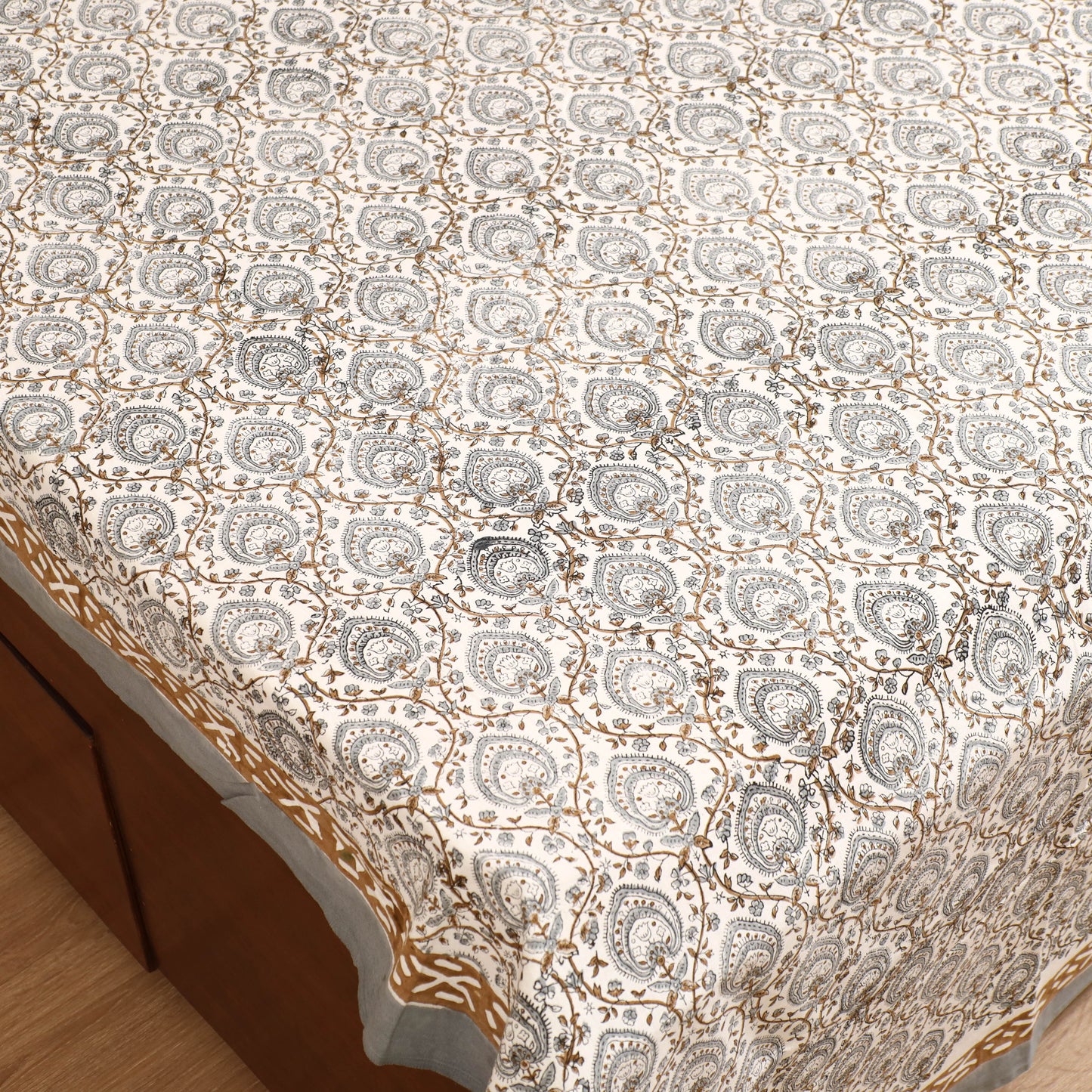 Sanganeri Hand Block Print Cotton Double Bedsheet Set (108 x 90 in) 33