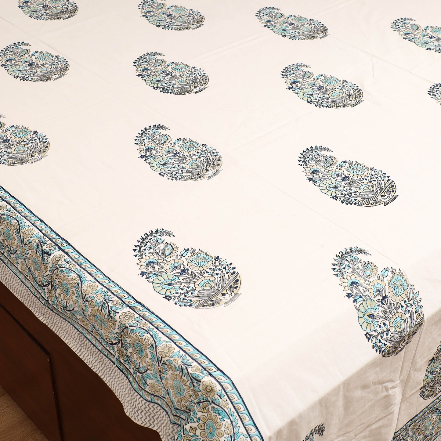Sanganeri Hand Block Print Cotton Double Bedsheet Set (108 x 90 in) 38
