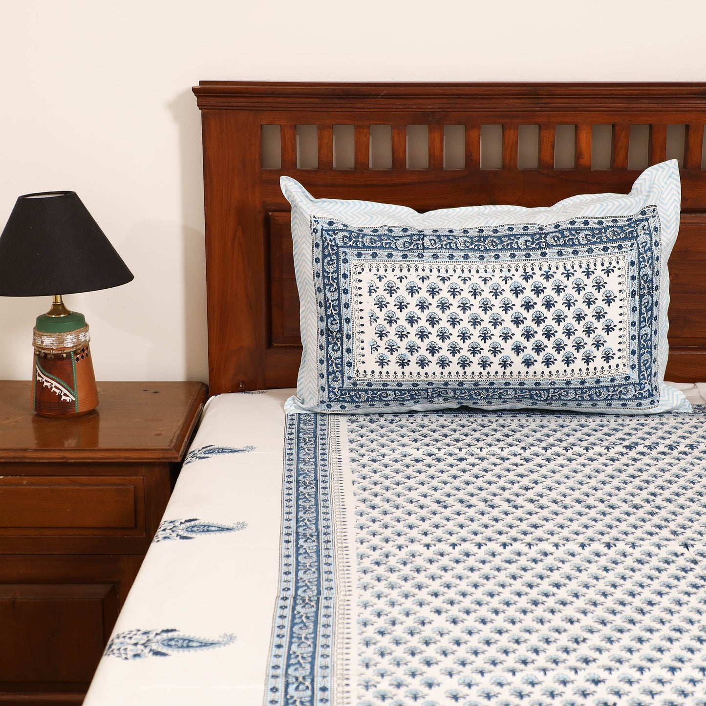 Sanganeri Hand Block Print Cotton Double Bedsheet Set (108 x 90 in) 37