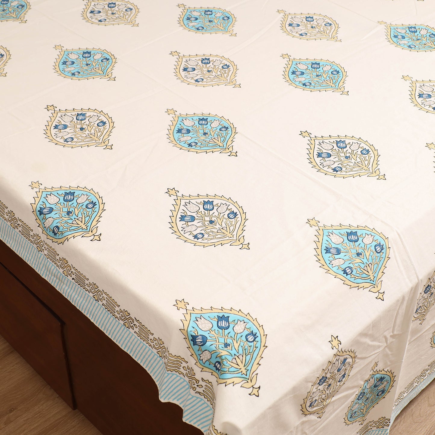 Sanganeri Hand Block Print Cotton Double Bedsheet Set (108 x 90 in) 43