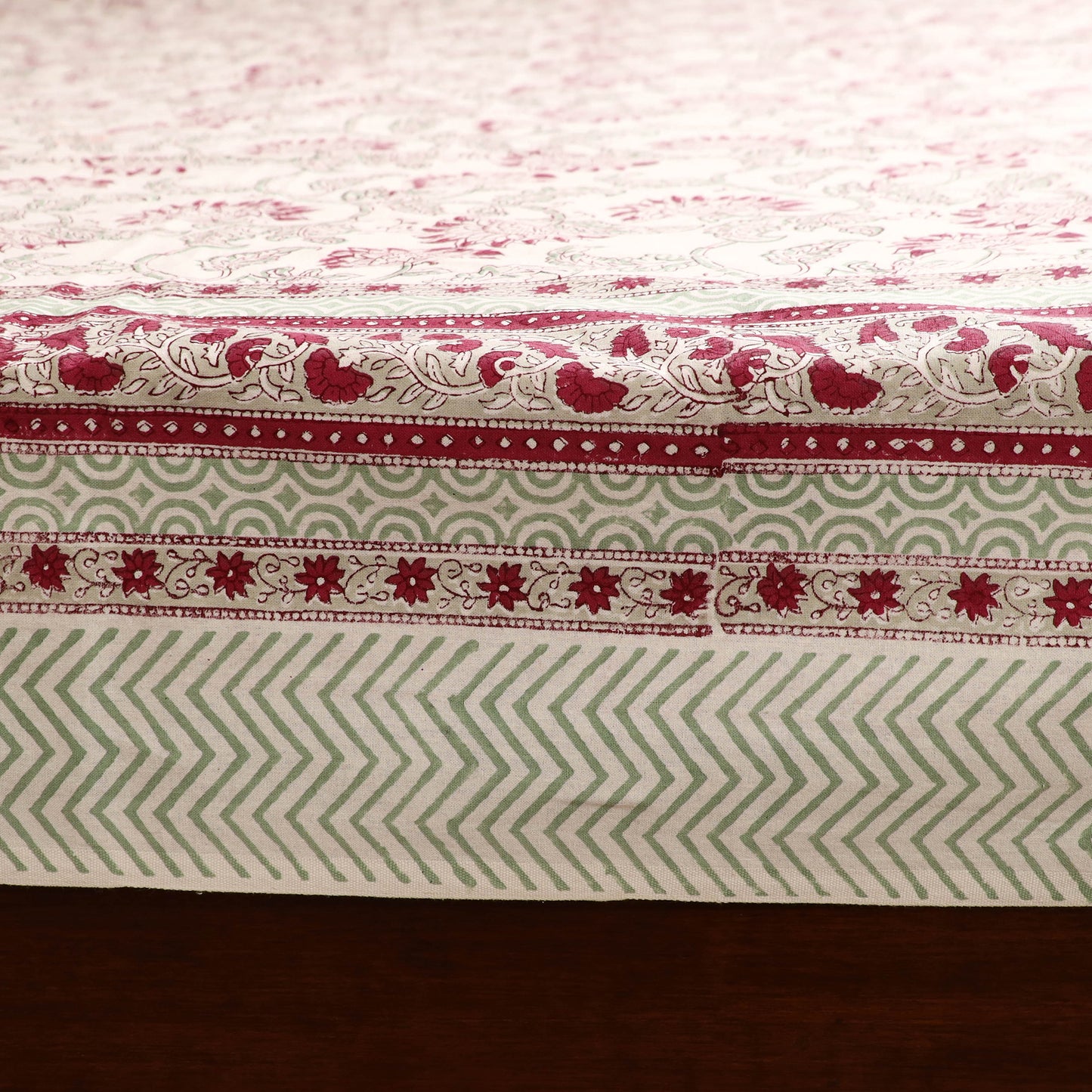 Sanganeri Hand Block Print Cotton Double Bedsheet Set (108 x 90 in) 44