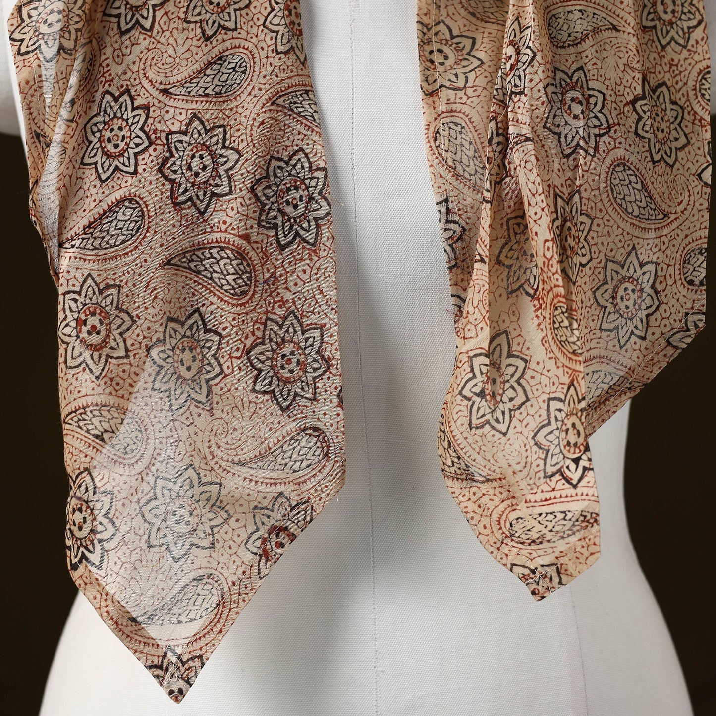Kalamkari chanderi silk pendant necklace scarf 14