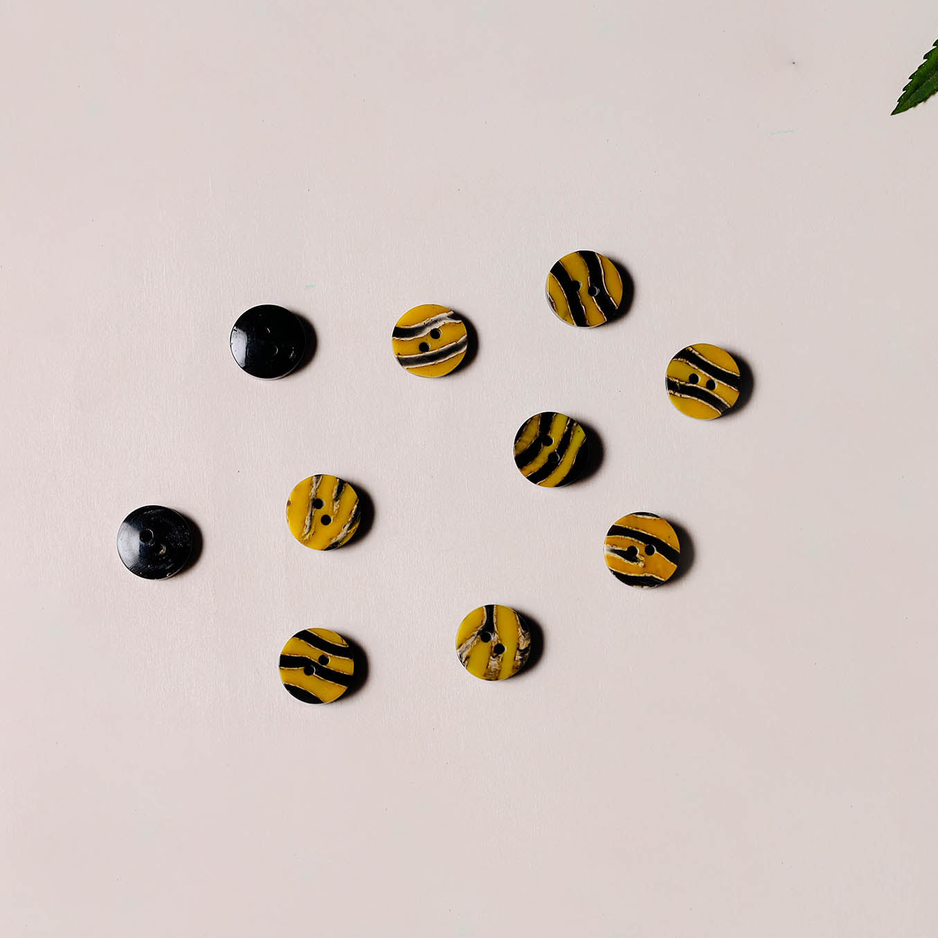 1.1cm hand carved bone clothing button (set of 10) 14