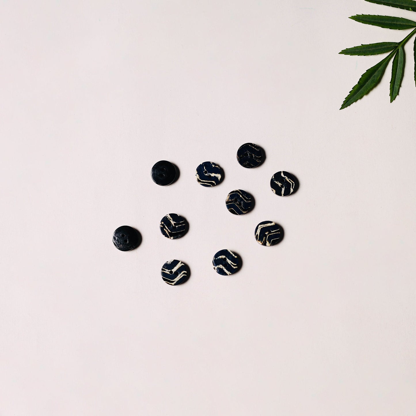 1.2cm hand carved horn clothing button (set of 10) 03