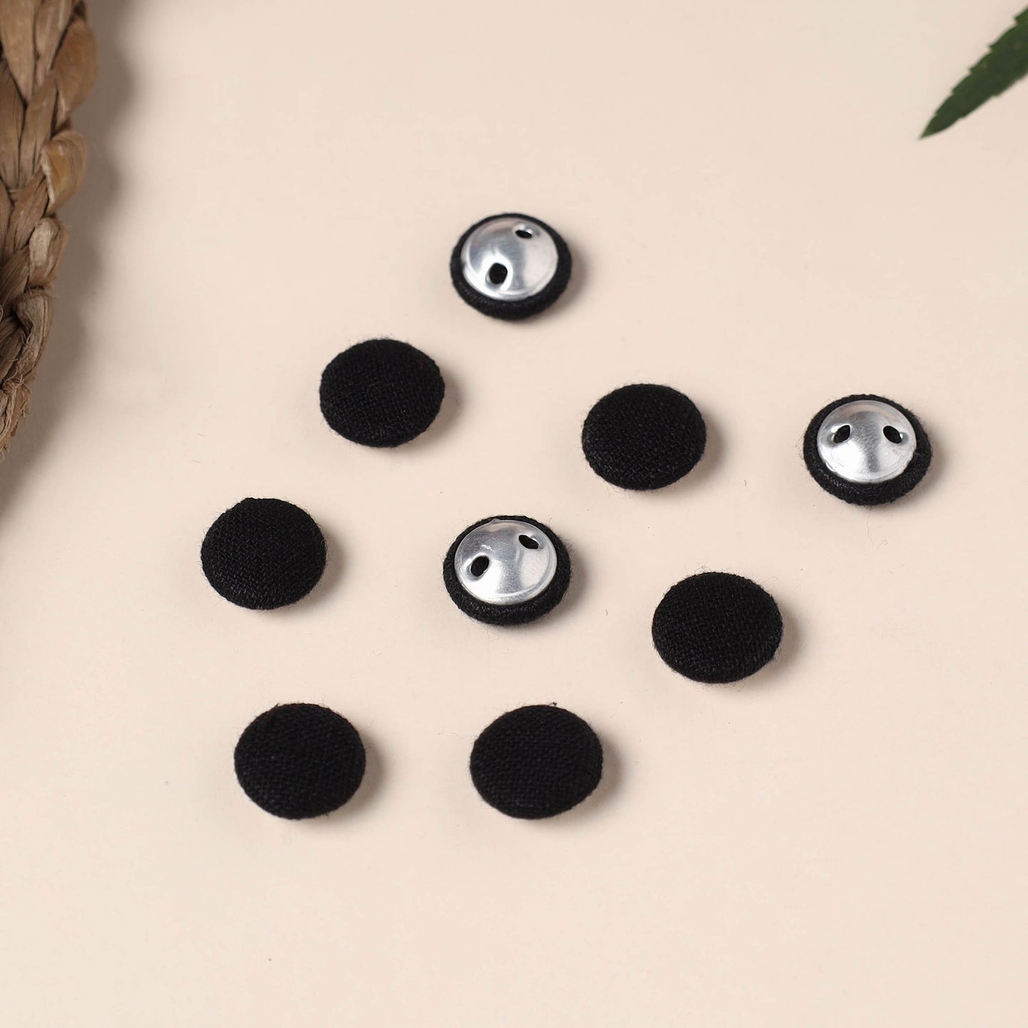Buttonbaaz Handmade Fabric Button Small