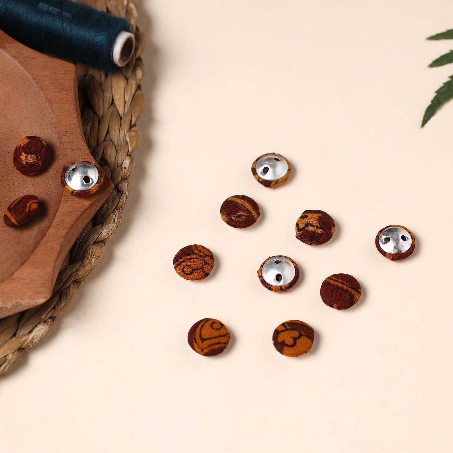 Buttonbaaz Handmade Fabric Button Small