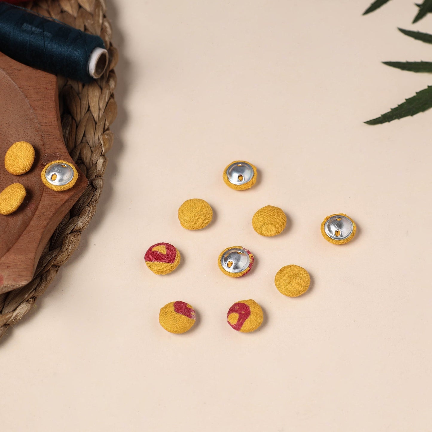 Buttonbaaz Handmade Fabric Button Small