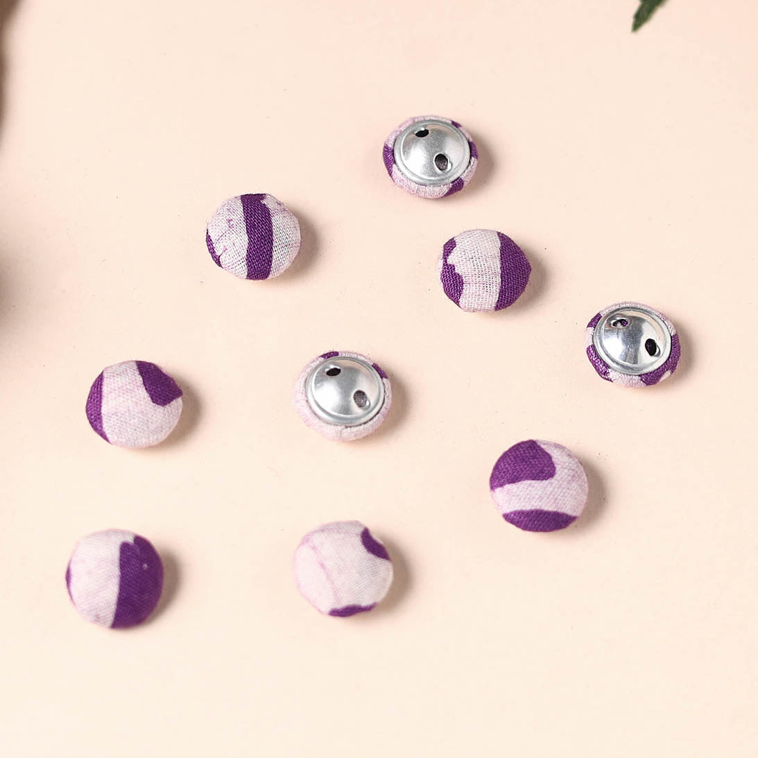 Buttonbaaz Handmade Fabric Button Small