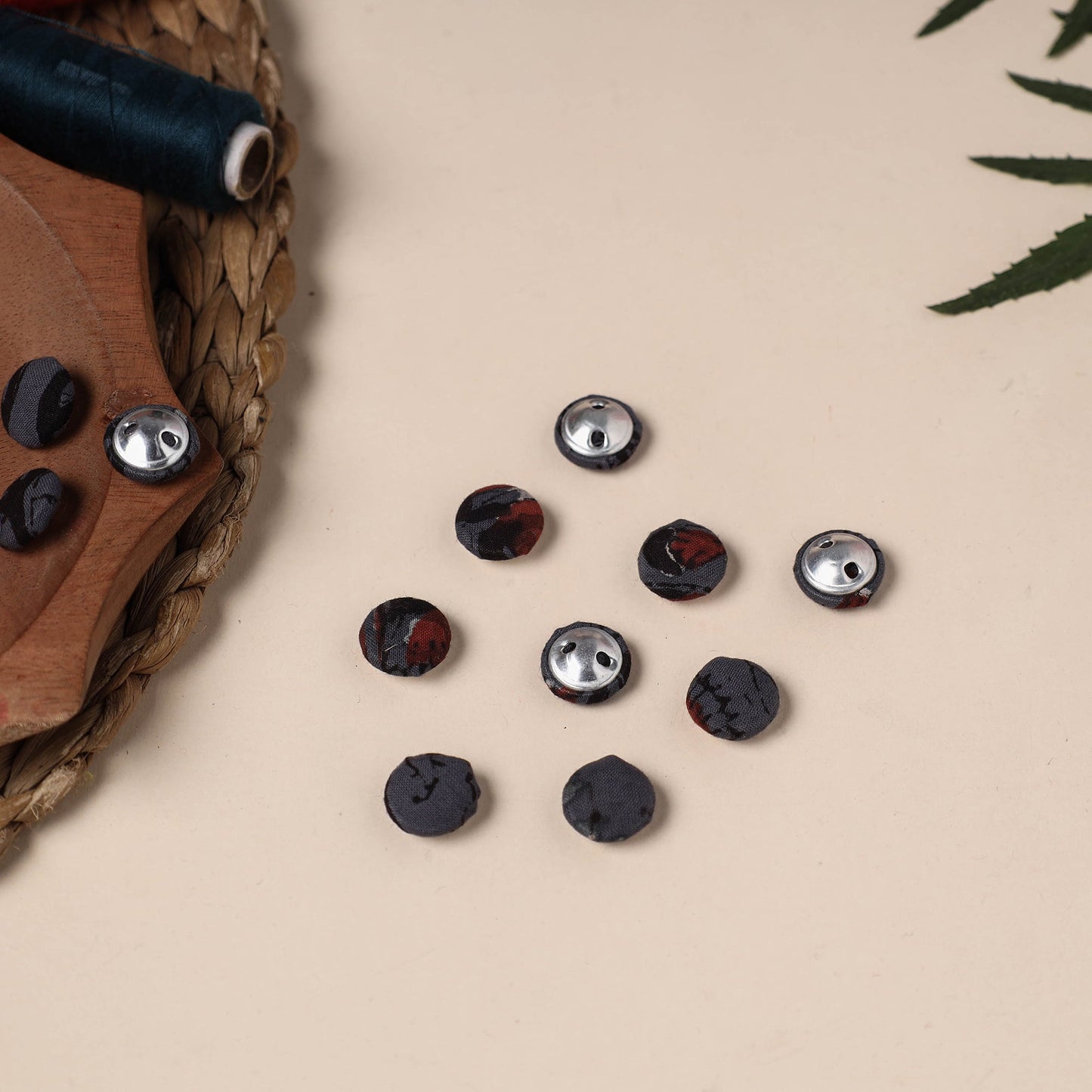 Buttonbaaz Handmade Fabric Button Small