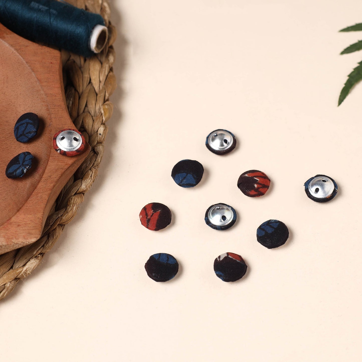 Buttonbaaz Handmade Fabric Button Small