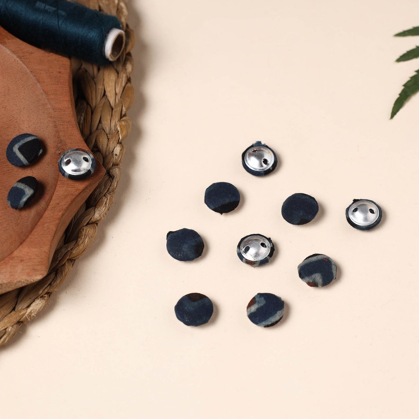 Buttonbaaz Handmade Fabric Button Small