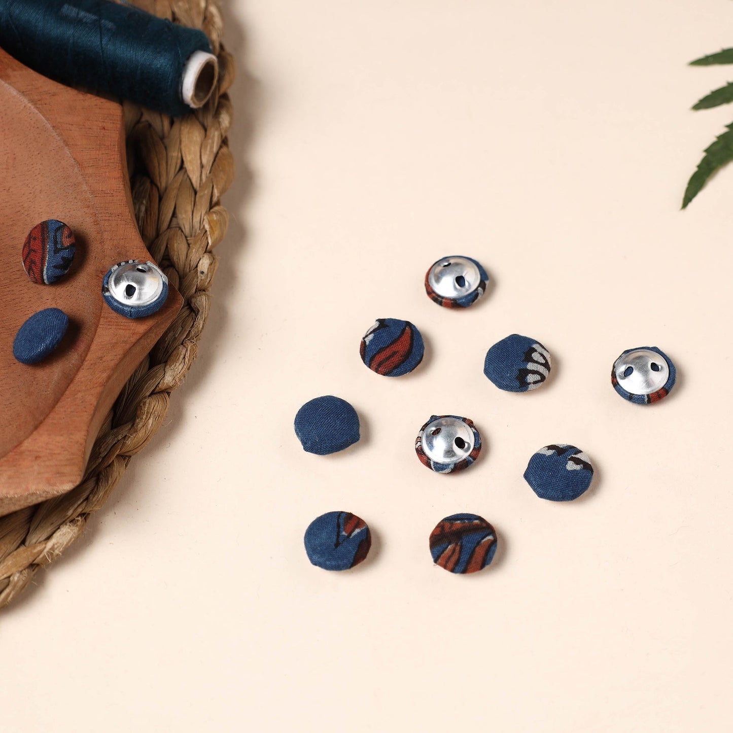Buttonbaaz Handmade Fabric Button Small
