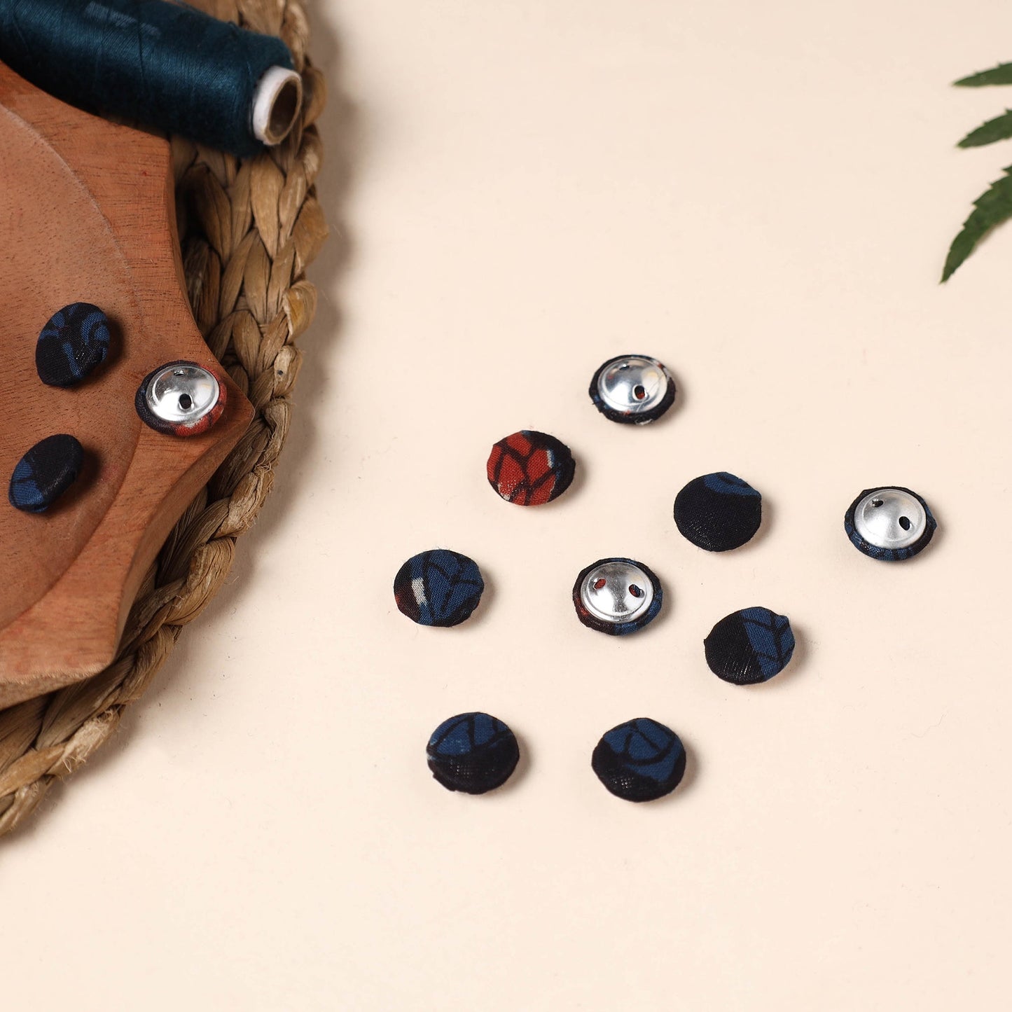 Buttonbaaz Handmade Fabric Button Small
