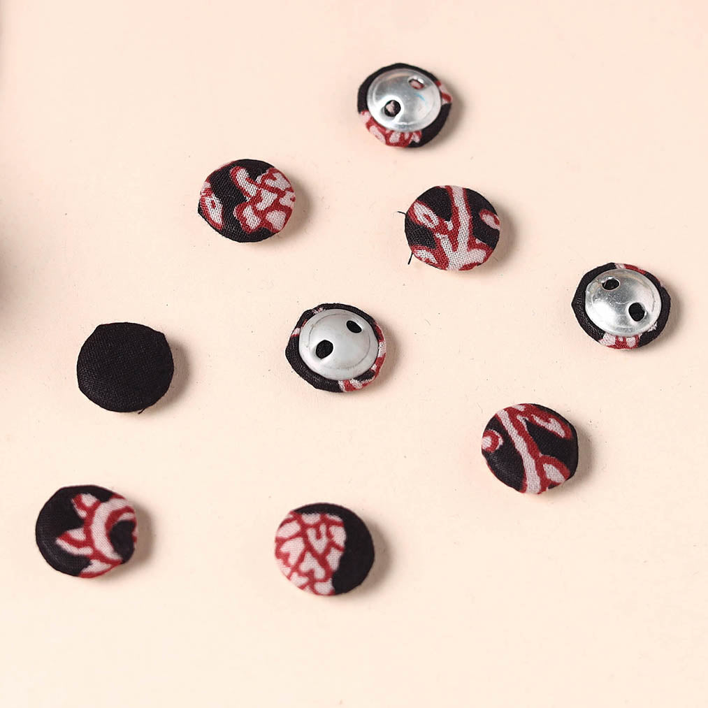 Buttonbaaz Handmade Fabric Button Small